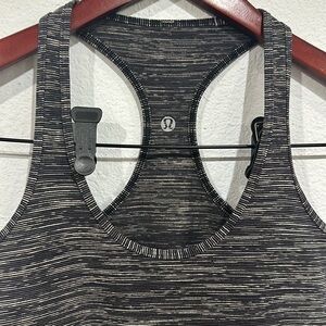 Lululemon Women Tank Top size 6 gray